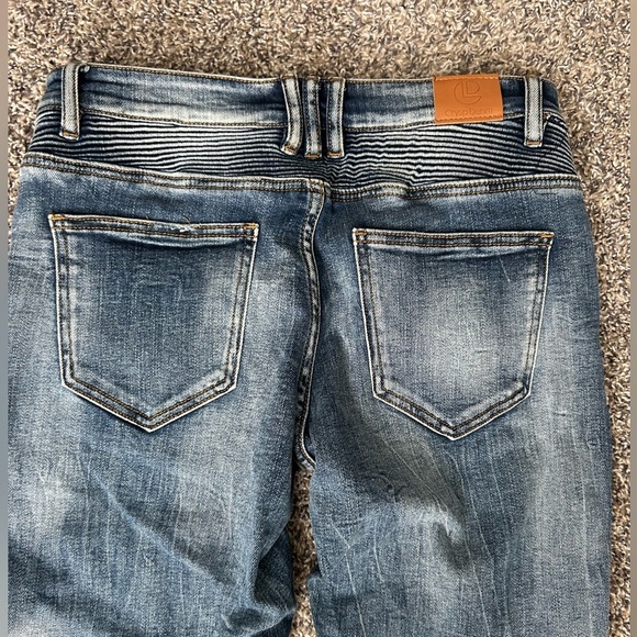 Crysp Denim from The Buckle NWOT Men’s Distressed Jeans size 30 - Picture 5 of 7